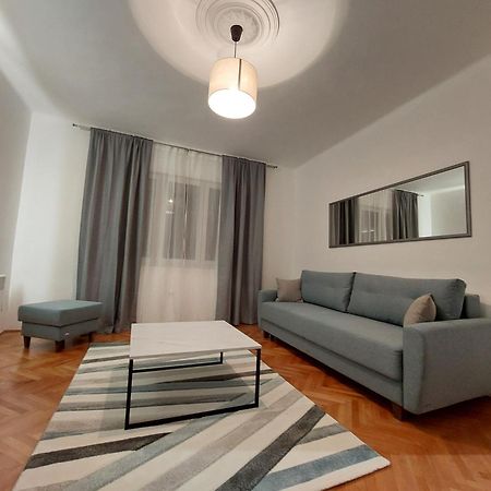 Dalmatinska Apartment Belgrad Exteriör bild